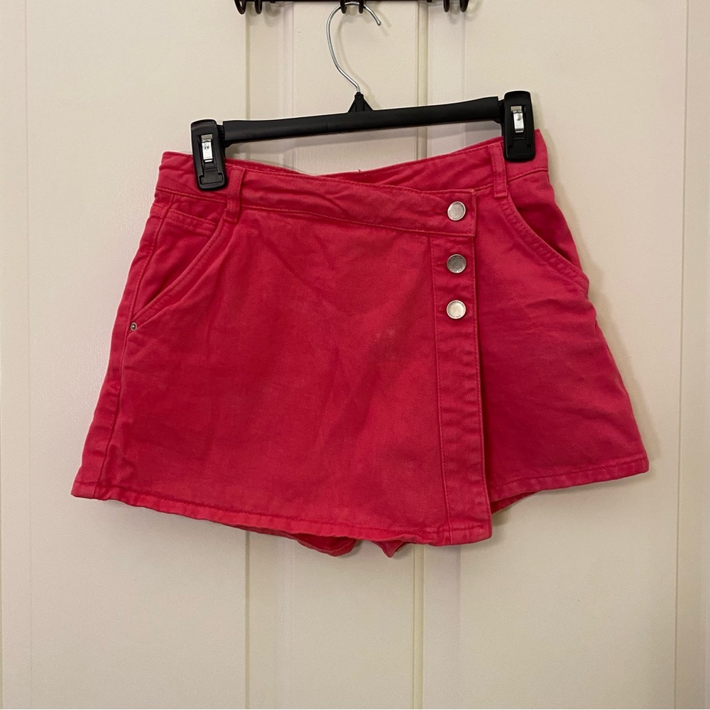 Gorgeous Barbiecore Zara Skort
